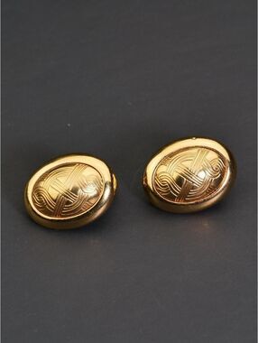 Vintage Monet Gold-Tone Oval Clip-On Earrings with Textured Design